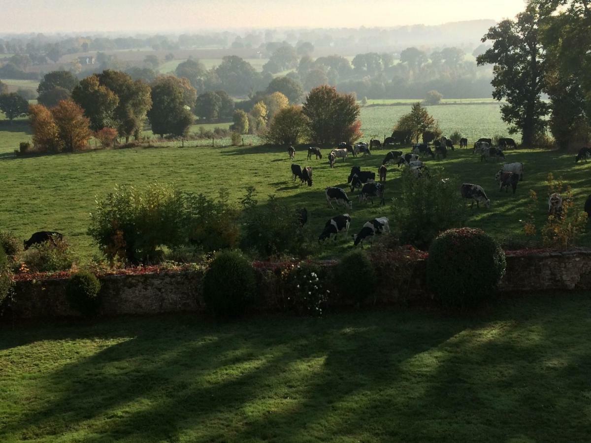 Saint-Germain-le-Guillaume La Sicorie B&B 외부 사진