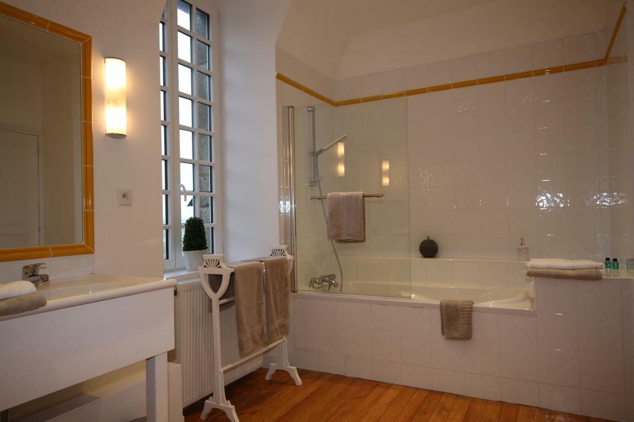 Saint-Germain-le-Guillaume La Sicorie B&B 외부 사진